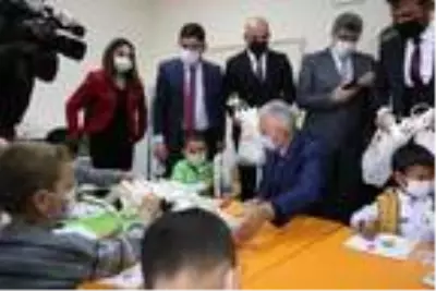 Binali Yıldırım'dan '81 İl 81 Anaokulu' projesi kapsamında anaokulu açılışı Binali Yıldırım'dan '81 İl 81 Anaokulu' projesi kapsamında anaokulu açılışı
