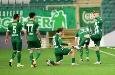 Bursaspor sahasında Boluspor'u konuk ediyor Bursaspor sahasında Boluspor'u konuk ediyor