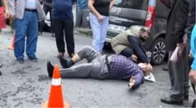 Cuma Namazı'ndan dönen yaşlı adama otomobil çarptı