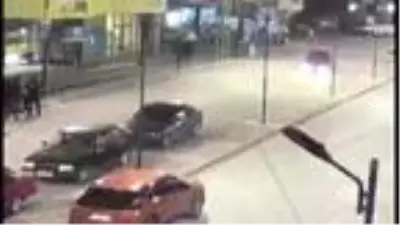 Drift yapan sürücüye 8 bin 200 lira ceza kesildi Drift yapan sürücüye 8 bin 200 lira ceza kesildi