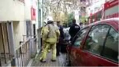 Son dakika haber | EGE DENİZİ'NDEKİ DEPREM SONRASI AVCILAR'DA BİNAYA BOŞALTILMA KARARI Son dakika haber | EGE DENİZİ'NDEKİ DEPREM SONRASI AVCILAR'DA BİNAYA BOŞALTILMA KARARI