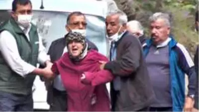 Son Dakika | Eşinin ölüm haberini alıp olay yerine gelen kadın gözyaşlarına boğuldu Son Dakika | Eşinin ölüm haberini alıp olay yerine gelen kadın gözyaşlarına boğuldu