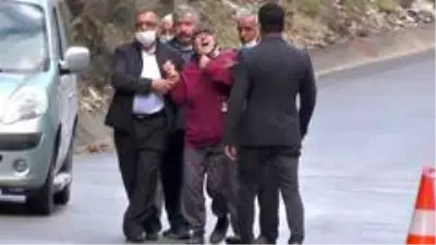 Son Dakika | Eşinin ölüm haberini alıp olay yerine gelen kadın gözyaşlarına boğuldu Son Dakika | Eşinin ölüm haberini alıp olay yerine gelen kadın gözyaşlarına boğuldu