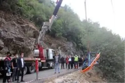Son Dakika | Eşinin ölüm haberini alıp olay yerine gelen kadın gözyaşlarına boğuldu Son Dakika | Eşinin ölüm haberini alıp olay yerine gelen kadın gözyaşlarına boğuldu