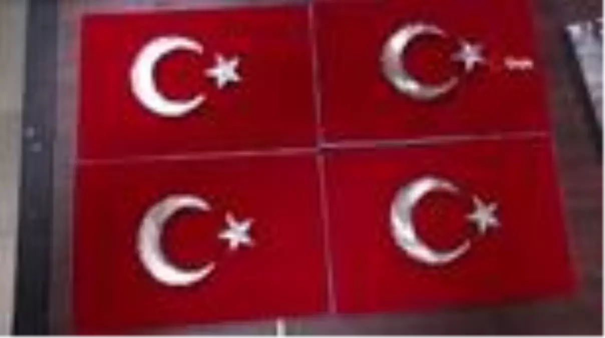 Filografi sanatı ile şaheserler ortaya çıkartıyor