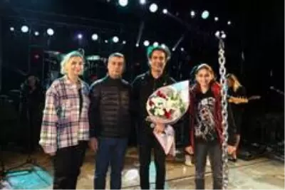 Gölbaşı'nda Kıraç ve Azerin konseri Gölbaşı'nda Kıraç ve Azerin konseri