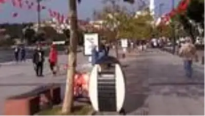 İzmir'deki deprem Çanakkale'de de hissedildi (3) İzmir'deki deprem Çanakkale'de de hissedildi (3)
