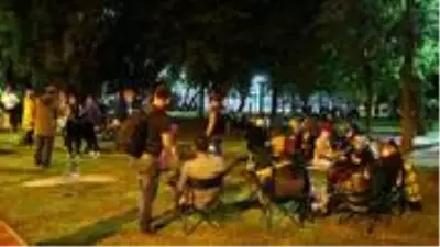 İzmir Valisi Köşger, vatandaşları belirlenen toplanma alanlarına davet etti İzmir Valisi Köşger, vatandaşları belirlenen toplanma alanlarına davet etti