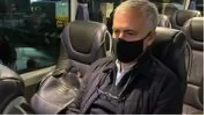 Jose Mourinho, mağlubiyet sonrası yaptığı paylaşımla oyuncularına seslendi: Umarım herkes benim kadar üzgündür Jose Mourinho, mağlubiyet sonrası yaptığı paylaşımla oyuncularına seslendi: Umarım herkes benim kadar üzgündür