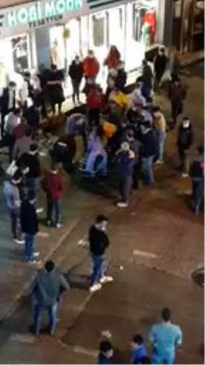 Kontrolden çıkan kamyonet yolda yürüyen genci böyle ezdi Kontrolden çıkan kamyonet yolda yürüyen genci böyle ezdi