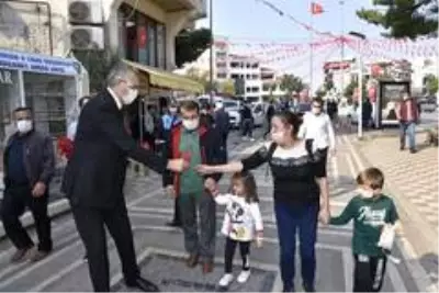 Karacabey'de Cumhuriyet Bayramı coşkusu Karacabey'de Cumhuriyet Bayramı coşkusu