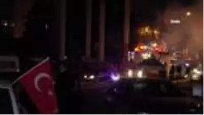 Kartal'da 29 Ekim Cumhuriyet Bayramı Arabalı konserle kutlandı Kartal'da 29 Ekim Cumhuriyet Bayramı Arabalı konserle kutlandı