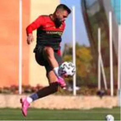 Kayserispor'da Çaykur Rizespor maçı hazırlıkları devam ediyor Kayserispor'da Çaykur Rizespor maçı hazırlıkları devam ediyor