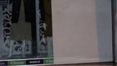 Kontrolden çıkan kamyonet yolda yürüyen genci böyle ezdi Kontrolden çıkan kamyonet yolda yürüyen genci böyle ezdi
