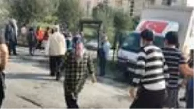 Küçükçekmece'de komşuların çatı malzemesi kavgası Küçükçekmece'de komşuların çatı malzemesi kavgası