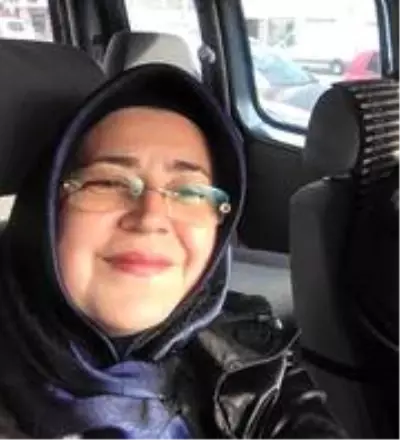 Yakınları, Kulalı anne-kızın enkaz altında olduğunu sosyal medya hesaplarından paylaştı Yakınları, Kulalı anne-kızın enkaz altında olduğunu sosyal medya hesaplarından paylaştı