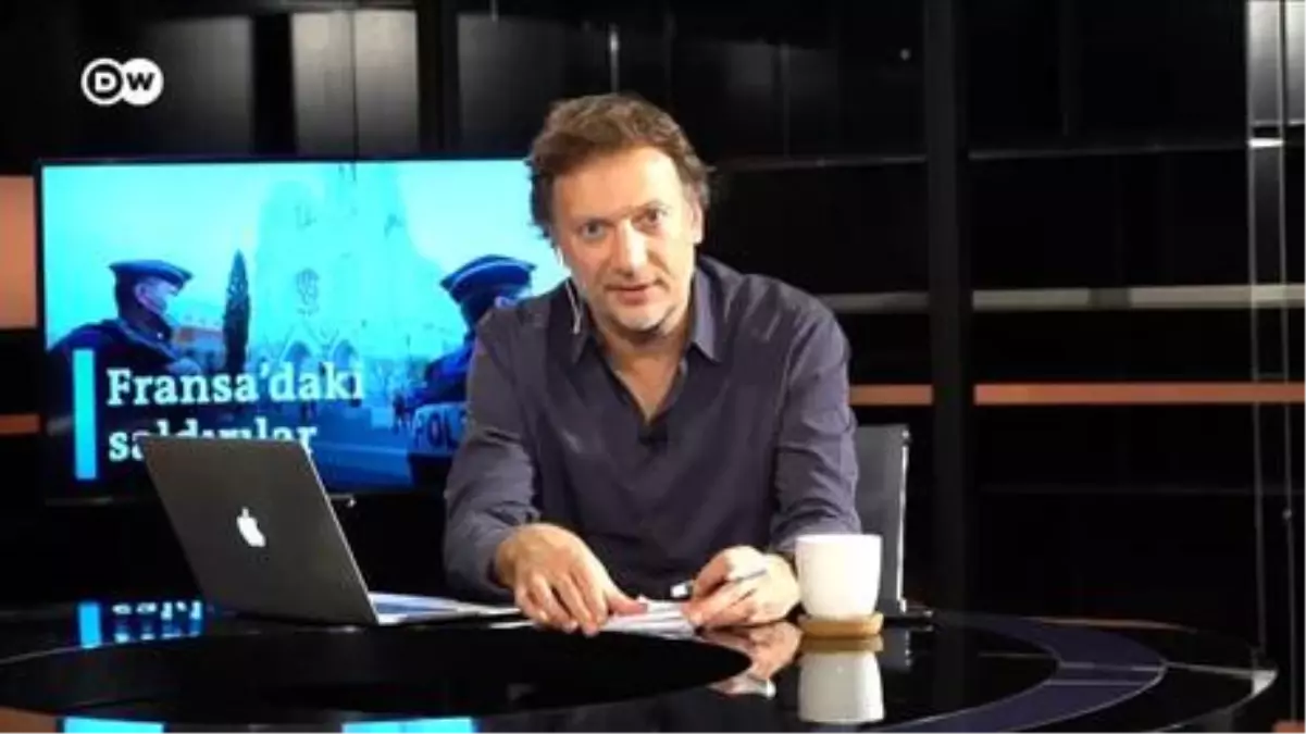 'Macron'un başında çok büyük dertler var'