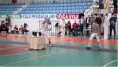 Manisa'da, 10-12-14 Yaş Altı Kılıç Açık Turnuvası tamamlandı Manisa'da, 10-12-14 Yaş Altı Kılıç Açık Turnuvası tamamlandı