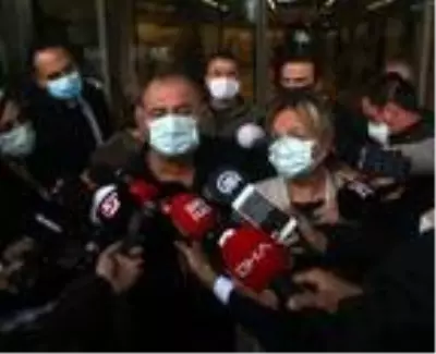 Mesut Yılmaz için iş ve siyaset dünyasından isimlerden baş sağlığı ziyareti Mesut Yılmaz için iş ve siyaset dünyasından isimlerden baş sağlığı ziyareti