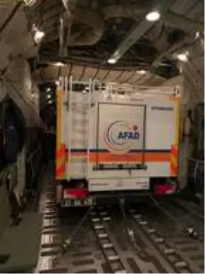 Son dakika haberi | MSB: TSK'ya ait uçağımız, AFAD ve jandarma ekiplerini bölgeye ulaştırmak için hareket etti (4) Son dakika haberi | MSB: TSK'ya ait uçağımız, AFAD ve jandarma ekiplerini bölgeye ulaştırmak için hareket etti (4)
