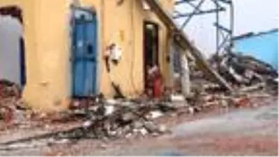 Son dakika... Patlamanın yaşandığı fabrikadan geriye enkaz kaldı Son dakika... Patlamanın yaşandığı fabrikadan geriye enkaz kaldı