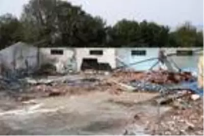 Son dakika... Patlamanın yaşandığı fabrikadan geriye enkaz kaldı Son dakika... Patlamanın yaşandığı fabrikadan geriye enkaz kaldı