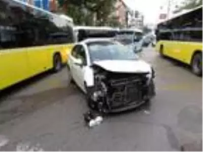 Son dakika haberleri | Pendik'te ışık ihlali iddiası; minibüste sıkışan kadını itfaiye kurtardı Son dakika haberleri | Pendik'te ışık ihlali iddiası; minibüste sıkışan kadını itfaiye kurtardı