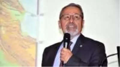 Prof. Dr. Naci Görür, 6.6'lık depremle sarsılan İzmir'i uyardı: Şehir merkezinde de deprem olabilir Prof. Dr. Naci Görür, 6.6'lık depremle sarsılan İzmir'i uyardı: Şehir merkezinde de deprem olabilir