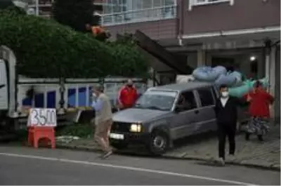 Özel sektör yaş çay alımlarını sürdürüyor Özel sektör yaş çay alımlarını sürdürüyor