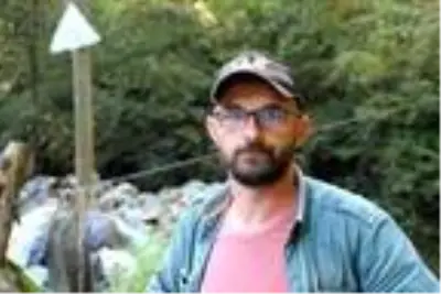 Rizeli gençler, derelerini çöplerden arındırdı Rizeli gençler, derelerini çöplerden arındırdı