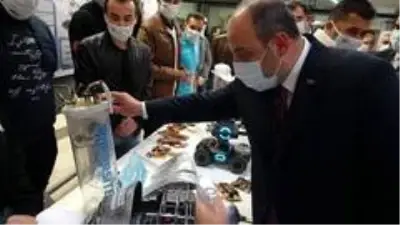 Son dakika haber! Sanayi ve Teknoloji Bakanı Mustafa Varank: 'İzmir'de gerçekleşen deprem bizi ziyadesiyle üzdü en büyük temennimiz depremin en az hasarla ve en az can... Son dakika haber! Sanayi ve Teknoloji Bakanı Mustafa Varank: 'İzmir'de gerçekleşen deprem bizi ziyadesiyle üzdü en büyük temennimiz depremin en az hasarla ve en az can...