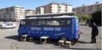 Satın aldığı midibüsü kebapçıya çevirdi Satın aldığı midibüsü kebapçıya çevirdi