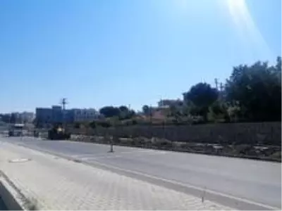 Sındırgı Çevre yolu aydınlanıyor Sındırgı Çevre yolu aydınlanıyor