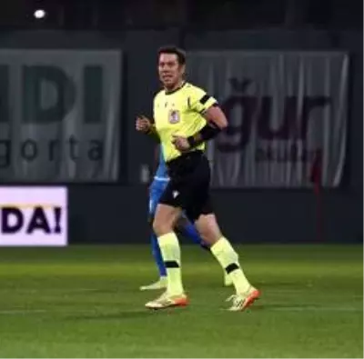 Süper Lig: Fatih Karagümrük: 2 - BB Erzurumspor: 0 (Maç devam ediyor) Süper Lig: Fatih Karagümrük: 2 - BB Erzurumspor: 0 (Maç devam ediyor)