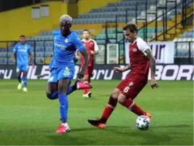 Süper Lig: Fatih Karagümrük: 2 - BB Erzurumspor: 0 (Maç devam ediyor) Süper Lig: Fatih Karagümrük: 2 - BB Erzurumspor: 0 (Maç devam ediyor)