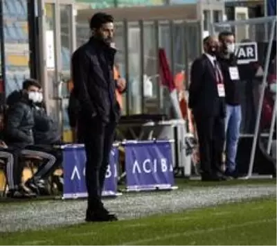 Süper Lig: Fatih Karagümrük: 2 - BB Erzurumspor: 0 (Maç devam ediyor) Süper Lig: Fatih Karagümrük: 2 - BB Erzurumspor: 0 (Maç devam ediyor)