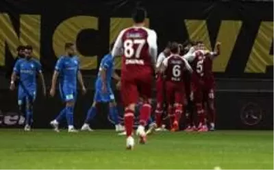 Süper Lig: Fatih Karagümrük: 2 - BB Erzurumspor: 0 (Maç devam ediyor) Süper Lig: Fatih Karagümrük: 2 - BB Erzurumspor: 0 (Maç devam ediyor)