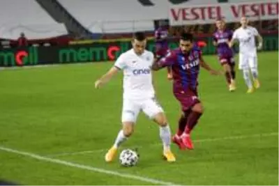 Süper Lig: Trabzonspor: 1 Kasımpaşa: 1 (Maç devam ediyor) Süper Lig: Trabzonspor: 1 Kasımpaşa: 1 (Maç devam ediyor)