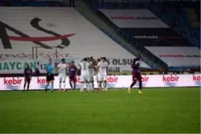Süper Lig: Trabzonspor: 3 Kasımpaşa: 2 (İlk yarı) Süper Lig: Trabzonspor: 3 Kasımpaşa: 2 (İlk yarı)