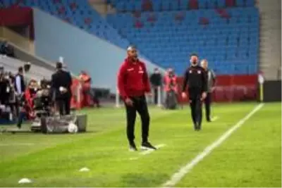 Süper Lig: Trabzonspor: 3 Kasımpaşa: 2 (İlk yarı) Süper Lig: Trabzonspor: 3 Kasımpaşa: 2 (İlk yarı)