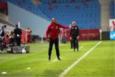 Süper Lig: Trabzonspor: 3 Kasımpaşa: 2 (İlk yarı) Süper Lig: Trabzonspor: 3 Kasımpaşa: 2 (İlk yarı)