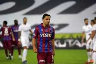 Süper Lig: Trabzonspor: 3 Kasımpaşa: 2 (İlk yarı) Süper Lig: Trabzonspor: 3 Kasımpaşa: 2 (İlk yarı)