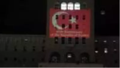 Tiran Politeknik Üniversitesi Türk ve Arnavutluk bayraklarının renklerine büründü Tiran Politeknik Üniversitesi Türk ve Arnavutluk bayraklarının renklerine büründü