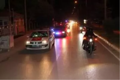 Tosya'da Cumhuriyet konvoyu düzenlendi Tosya'da Cumhuriyet konvoyu düzenlendi