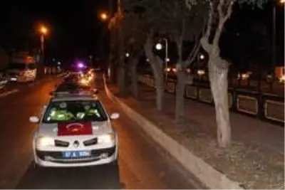 Tosya'da Cumhuriyet konvoyu düzenlendi Tosya'da Cumhuriyet konvoyu düzenlendi
