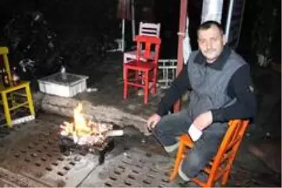 6.6 büyüklüğündeki depremde tsunami Sığacık'ı yerle bir etti 6.6 büyüklüğündeki depremde tsunami Sığacık'ı yerle bir etti