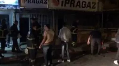 Son dakika 3. sayfa: Tüp bayisi yangınında faciadan dönüldü Son dakika 3. sayfa: Tüp bayisi yangınında faciadan dönüldü