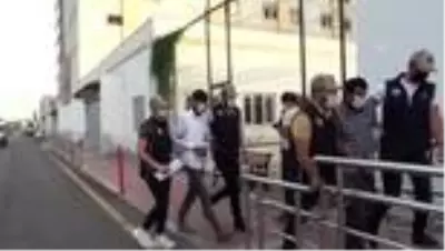 Son dakika haber! Adana'da yakalanan terör örgütü DEAŞ'ın sözde komutanı tutuklandı Son dakika haber! Adana'da yakalanan terör örgütü DEAŞ'ın sözde komutanı tutuklandı