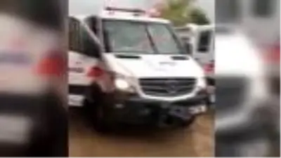 Afyonkarahisar'dan İzmir'deki deprem bölgesine kurtarma ekibi desteği Afyonkarahisar'dan İzmir'deki deprem bölgesine kurtarma ekibi desteği