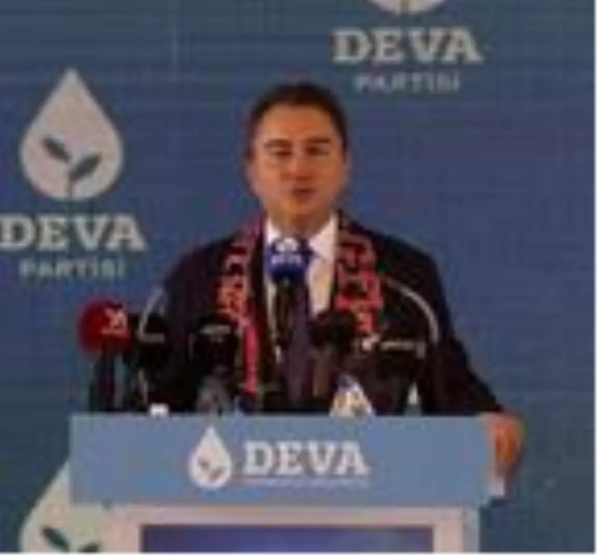 Ali Babacan: Depremde hayatını kaybeden vatandaşlarımıza Allah'tan rahmet diliyorum